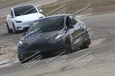 media/Oct-19-2025-Speed Ventures (Sun) [[a6e7fe67be]]/TC B/Session 3 (Off Ramp)/